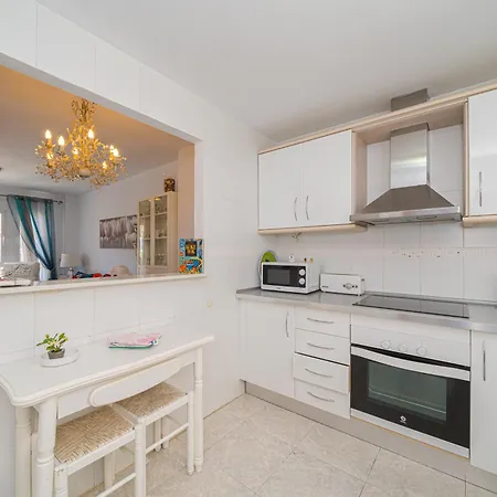 Sepulveda Atico Διαμέρισμα *